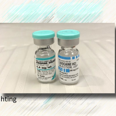 Atropine 0.4 mg/mL versus Lidocaine 20 mg/mL vial look-alike pairing with teal tops.