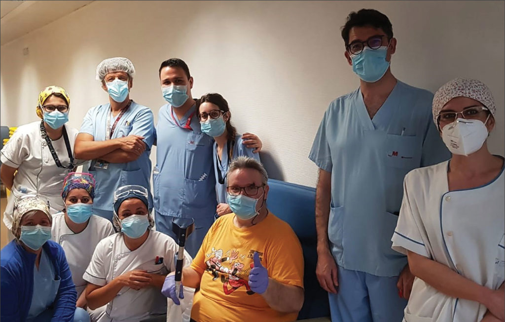 <strong>It is a great honor for Spain and SENSAR to be a part of such an amazing initiative in the history of the APSF to make its contents available in different languages, and in our case for the Spanish-speaking world. We consider availability of information a milestone to promote a culture of patient safety.</strong><br />Anesthesia Team at Hospital Universitario Alcorcón; standing from the left: Miriam del Vals (nursing assistant, Santiago Garcia del Valle (Chief of Staff), Rodrigo Molina (Anesthesiologist, Board Member of SENSAR, reviewer of the Spanish APSF Newsletter), Sara Garcia (Anesthesiologist), Antonion Bartolomé (Anesthesiologist, co-founder of SENSAR), Rocio Albarran (nurse). Below from the left: Lourdes Garro and Elena Garcia (nursing assistants), Maite Fernandez (nurse), Angel (patient recovered from Covid-19 in our unit.)