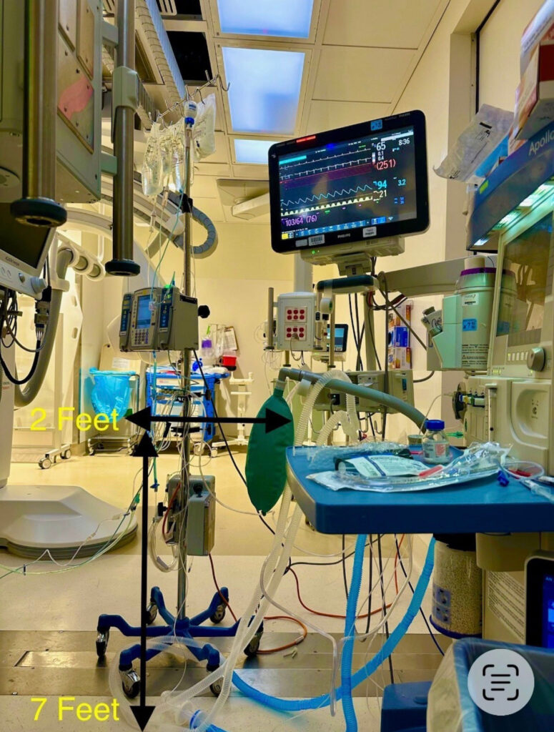 Figure 2. Anesthesiology workspace prior to the intervention, at 14 square feet.